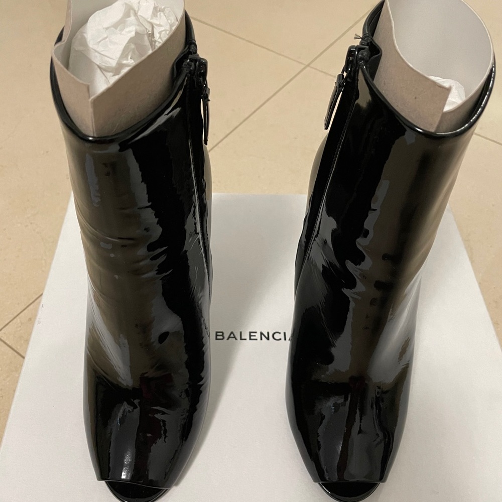 Balenciaga brand new heels - Picture 9 of 12